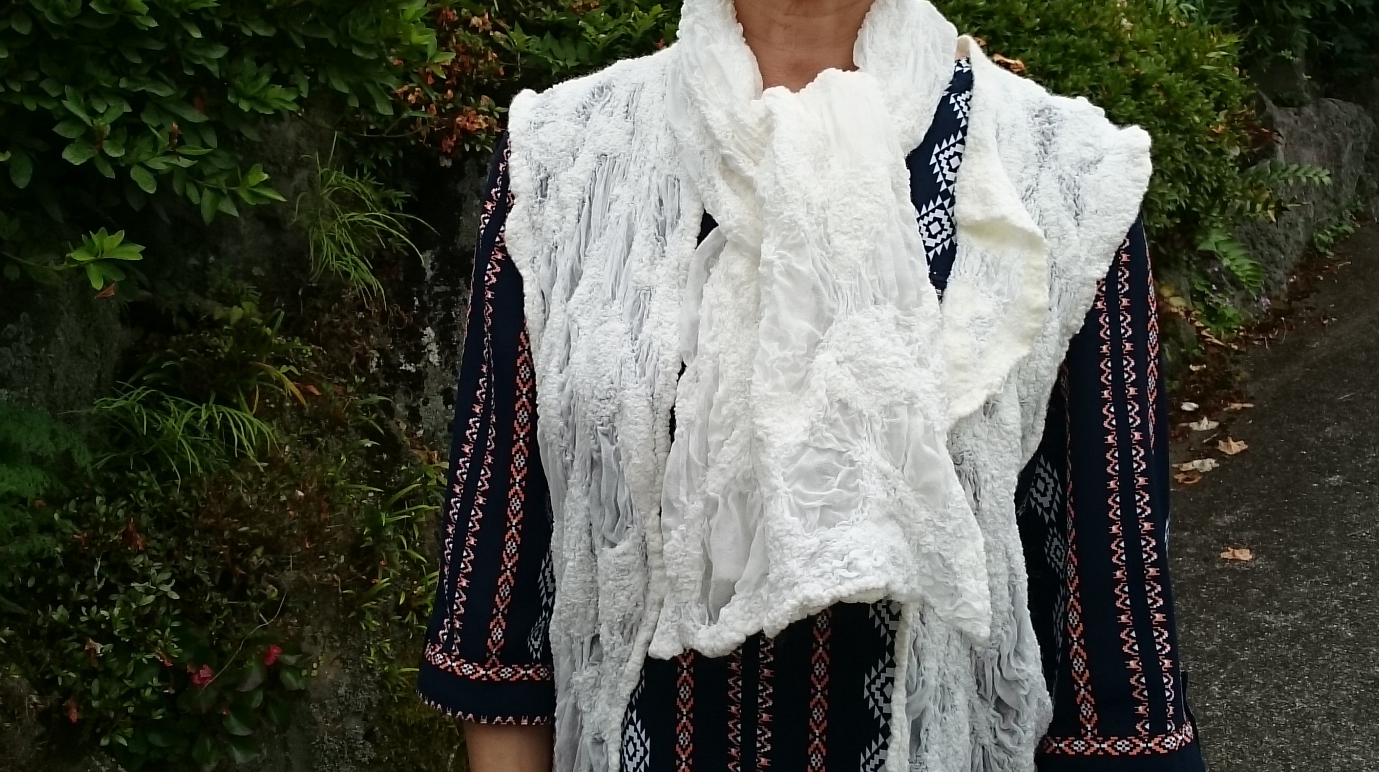 布フェルトのロングベスト